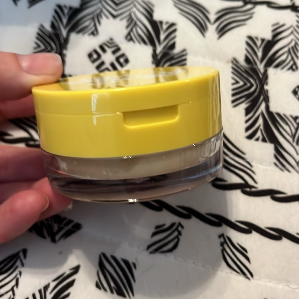 Half Caked Translucent Setting Powder - Picture 5 of 6